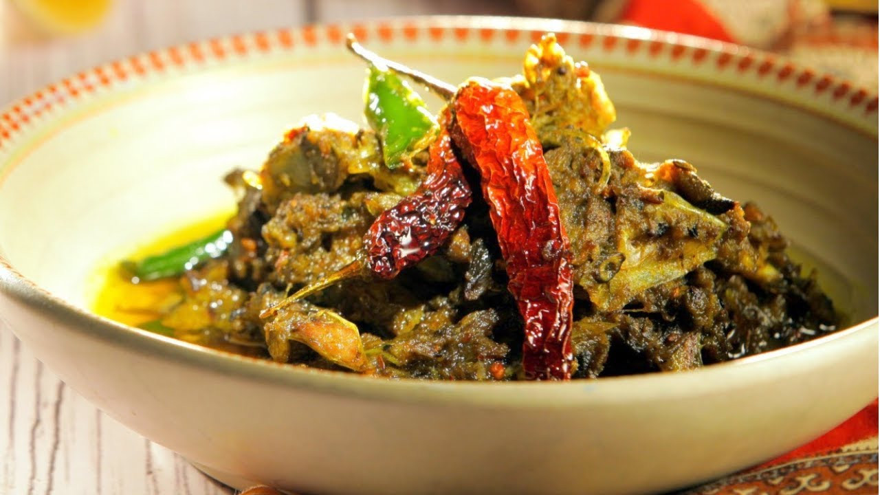 Kosu Sak with Hilsha